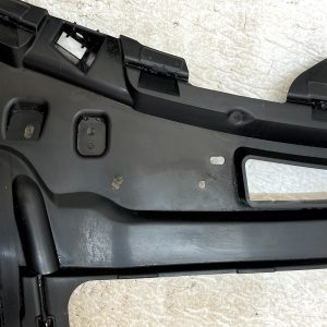 Range Rover Vogue L460 Front Left Bumper Bracket 2022 ON M8E2-17C863-A Genuine - Image 4