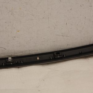 Range Rover Vogue L460 Rear Tailgate Moulding 2022 ON M8E2-404C42 Genuine - Image 12