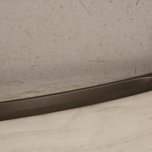 Range Rover Vogue L460 Rear Tailgate Moulding 2022 ON M8E2-404C42 Genuine - Image 4