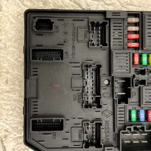Renault Koleos BSM Fuse Box Module 284B67853R Genuine - Image 7