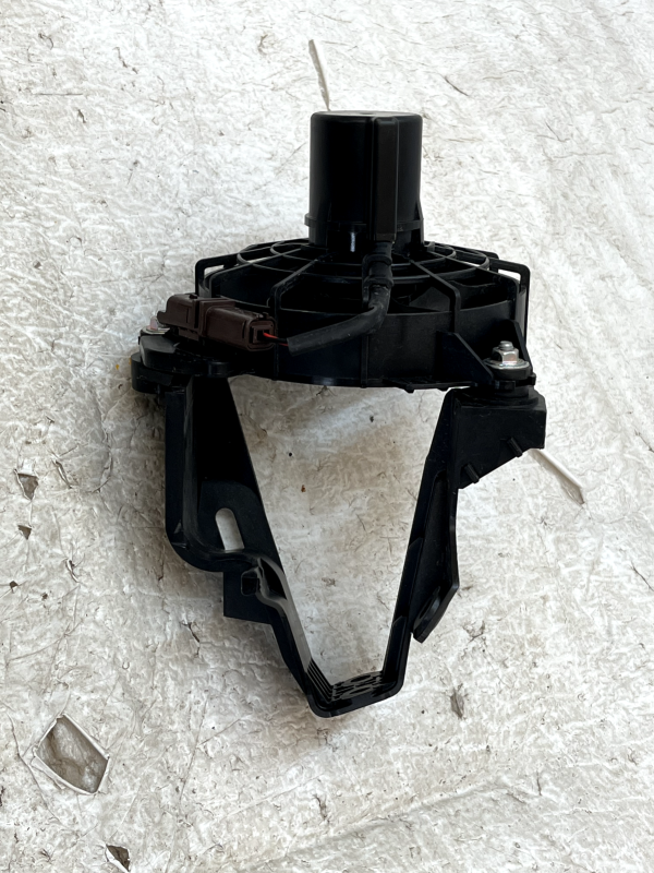 Renault Twingo Engine Radiator Cooler Fan A4539062201 Genuine 178319241804 4