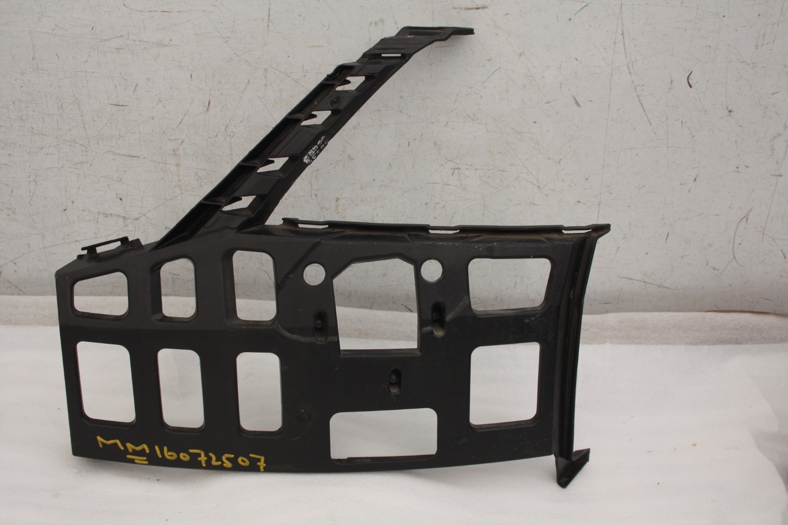 Skoda Octavia Front Bumper Left Bracket 2017 TO 2020 5E0807055F Genuine