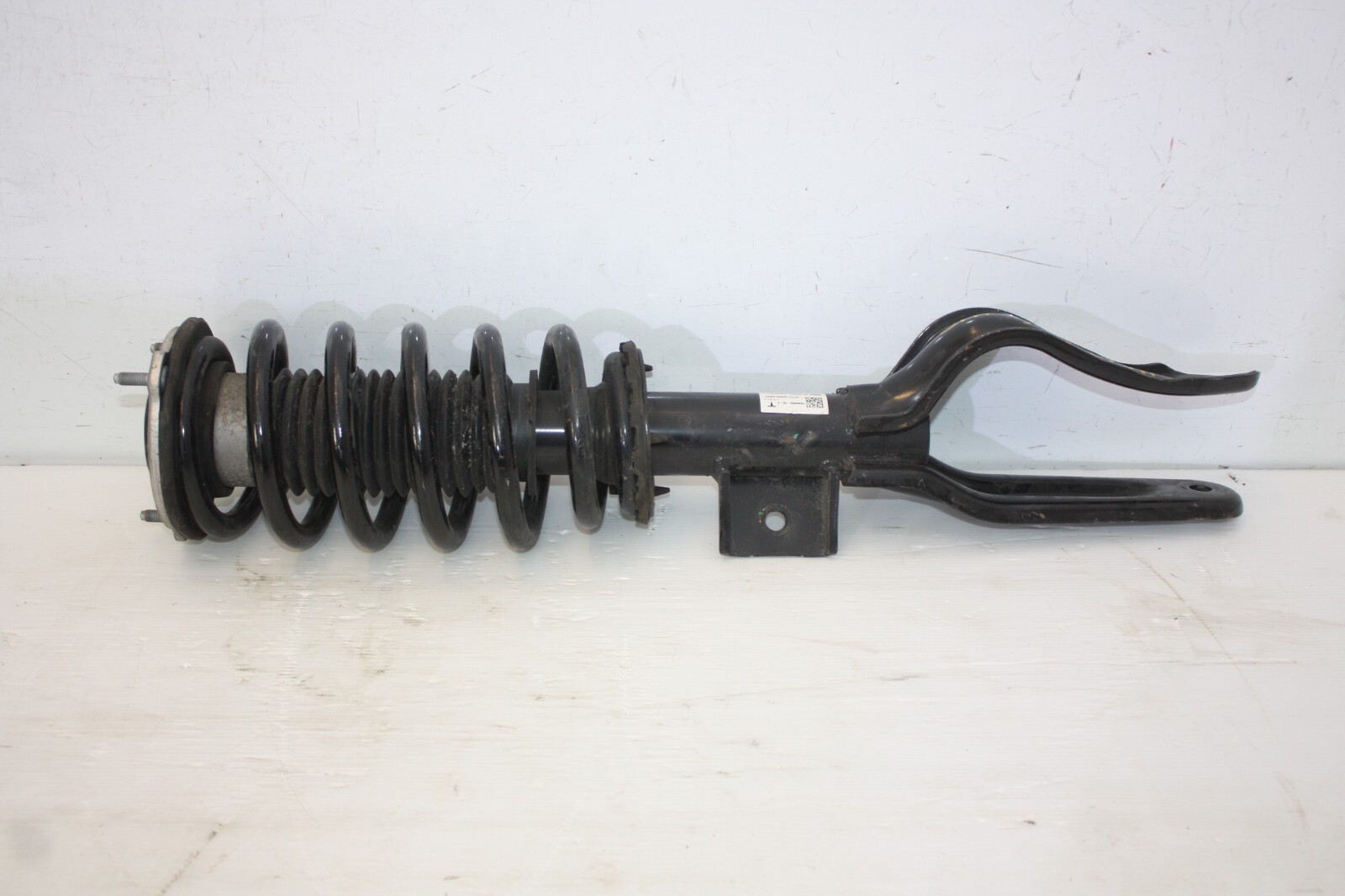 Tesla Model 3 Front Right Side Shock Absorber 2019 TO 2024  1044368-00-F Genuine