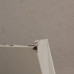 Tesla Model Y Rear Bumper 2022 ON 1487995-00-B Genuine *DAMAGED* - Image 4