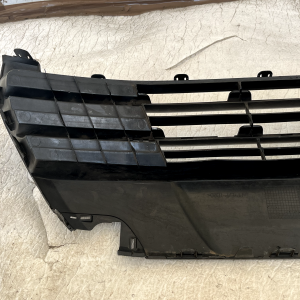 Toyota Verso Front Bumper Grille 2013 TO 2018 53112-0F070 Genuine - Image 8