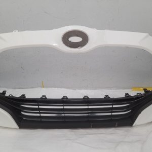 Toyota Yaris Front Bumper 2020 ON 52119-K0050 Genuine *DAMAGED* - Image 3