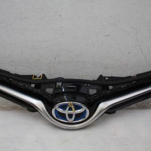 Toyota Yaris Front Bumper Upper Grill 2014 TO 2017 53101-0D650 Genuine *DAMAGED* - Image 1