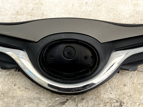 Toyota Yaris Front Bumper Upper Grille 2014 TO 2017 53101 0D660 Genuine 178321422714 4