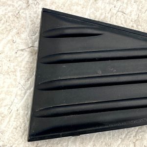 Toyota Yaris Rear Bumper Left Lower Grille Trim 2017 TO 2020 52682-0D010 Genuine - Image 3