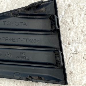Toyota Yaris Rear Bumper Left Lower Grille Trim 2017 TO 2020 52682-0D010 Genuine - Image 9
