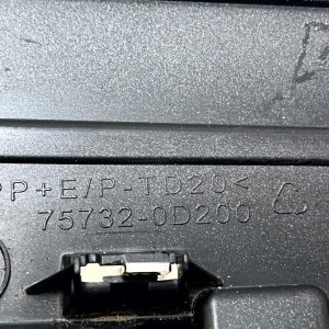 Toyota Yaris Y20 Front Left Door Moulding Trim 2017-2020 75732-0D200 Genuine - Image 19