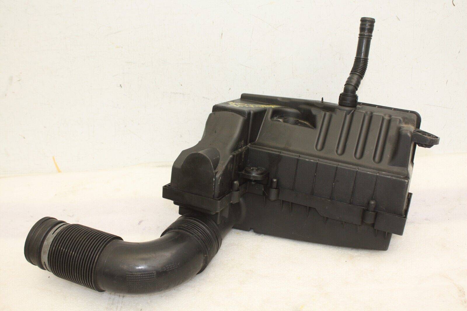 VW-Golf-Air-Filter-Box-With-Air-Intake-Pipe-2004-TO-2008-1K0129607AC-DAMAGED-176580285754-8