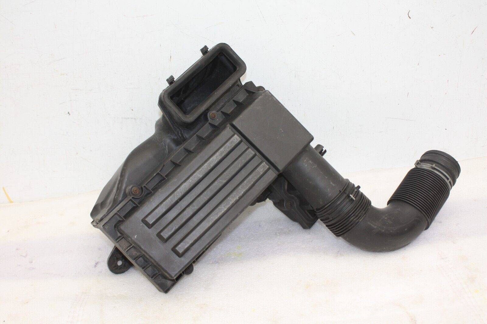 VW-Golf-Air-Filter-Box-With-Air-Intake-Pipe-2004-TO-2008-1K0129607AC-DAMAGED-176580285754