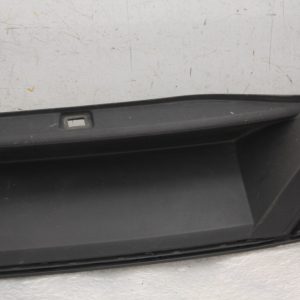 VW Golf Rear Bumper Diffuser 2017 TO 2020 5G6807568R Genuine *DAMAGED* - Image 4