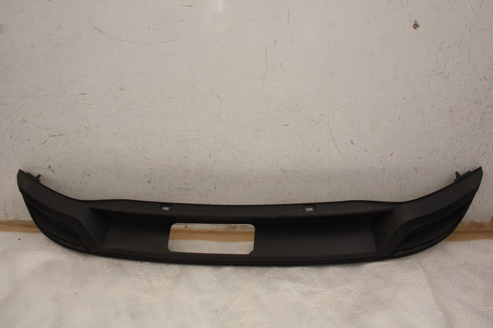 VW Golf Rear Bumper Diffuser 2017 TO 2020 5G6807568R Genuine *DAMAGED*