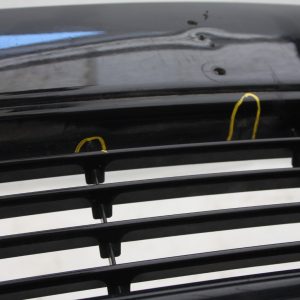 VW Passat B7 Front Bumper 3C8807221F Genuine *DAMAGED* - Image 14