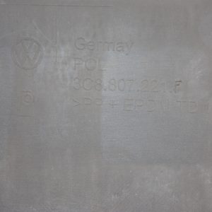 VW Passat B7 Front Bumper 3C8807221F Genuine *DAMAGED* - Image 15