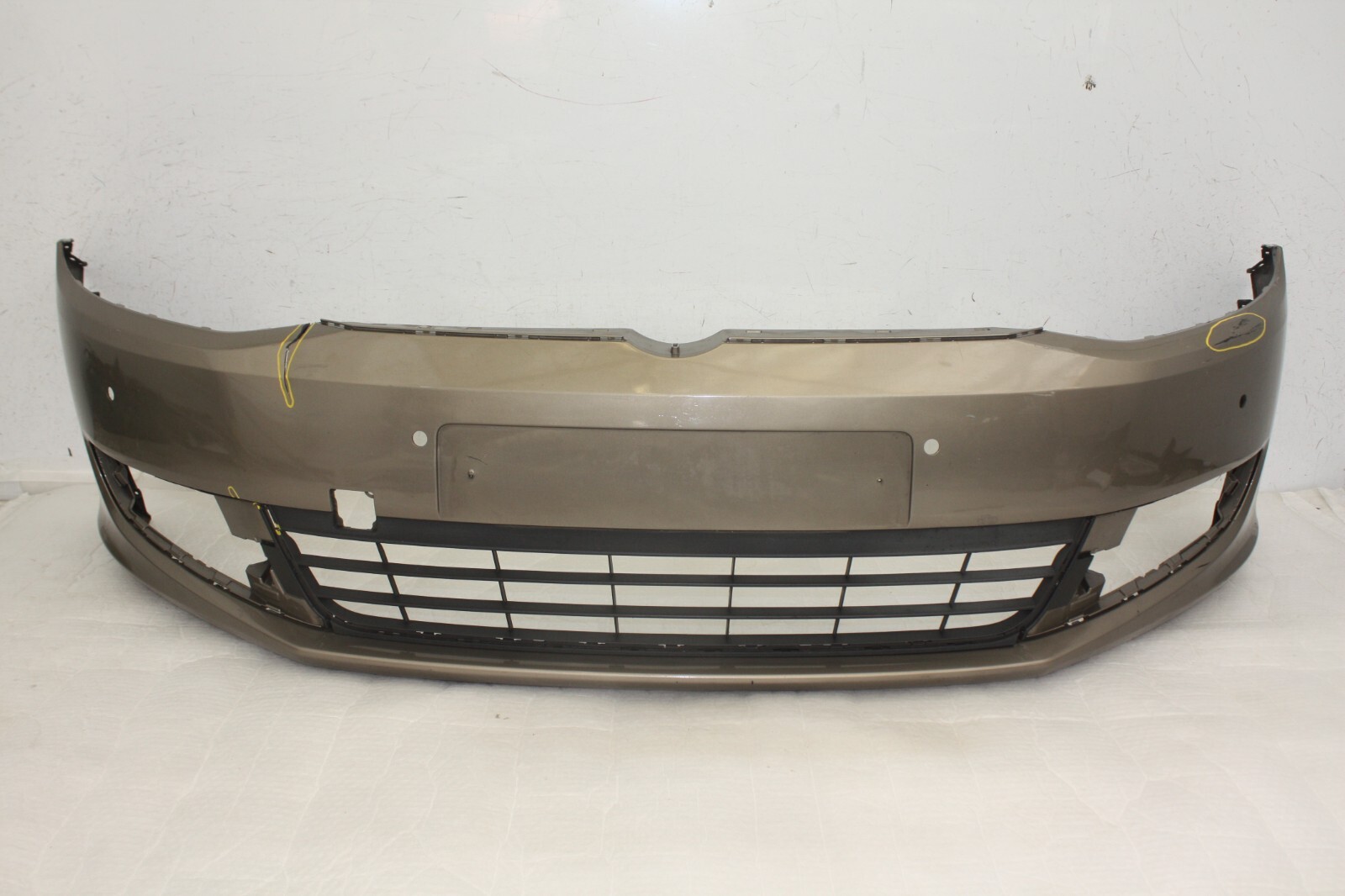 VW Sharan Front Bumper 2010 TO 2015 7N0807221A Genuine *DAMAGED*
