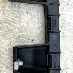 Vauxhall Astra K Mk7 Front Left Window Door Holder 2015 TO 2021 39115736 Genuine - Image 3