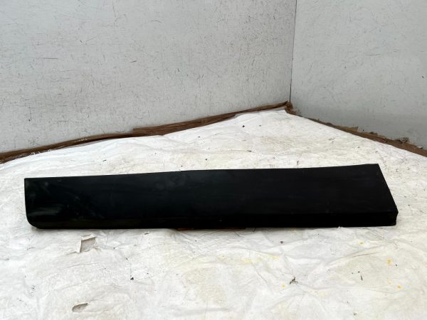 Vauxhall-Mokka-Front-Left-Lower-Door-Molding-Trim-2012-TO-2016-95157442-Genuine-177599467134
