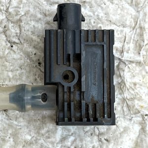 Volkswagen Touran MK2 Pedestrian Protection Pressure Sensor 5TA959109A Genuine - Image 11