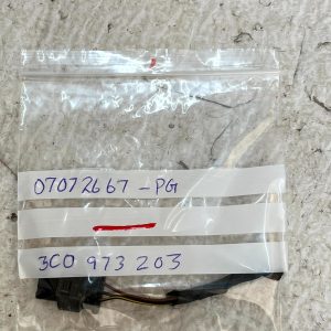 Volkswagen VW Passat B6 PDC Sensor Wiring Loom Plug Connector 3C0973203 Genuine - Image 10