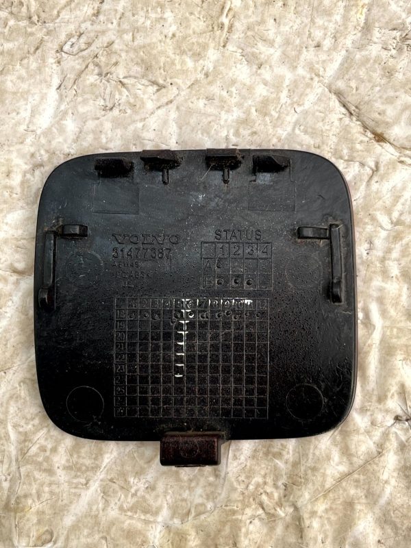 Volvo S60 Rear Bumper Tow Hook Cap Cover 2018 TO 2023 31477387 Genuine 3 Volvo S60 Rear Bumper Tow Hook Cap Cover 2018 TO 2023 31477387 Genuine 178230885044 4