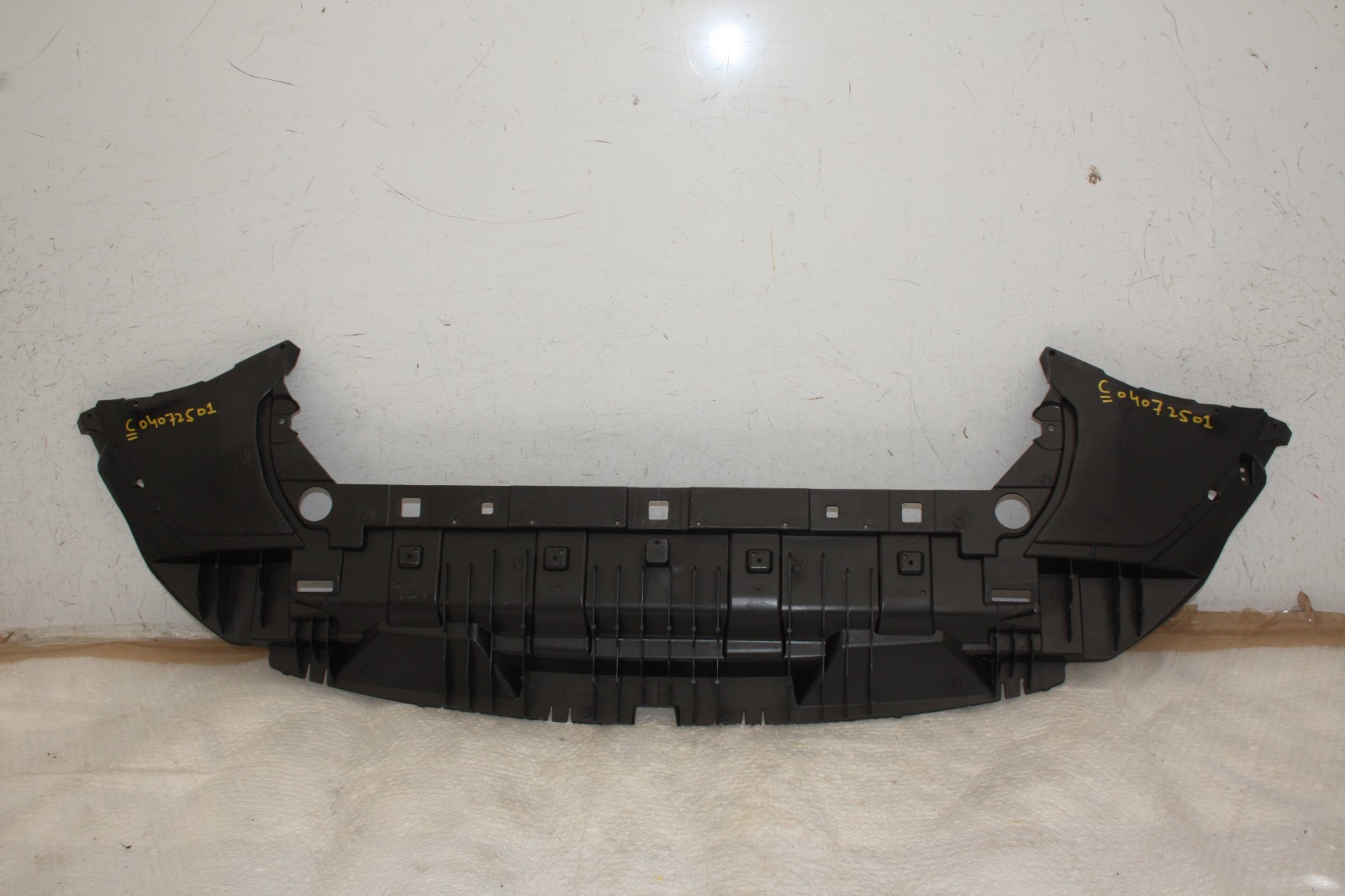 Volvo XC40 Front Bumper Under Tray 2018 TO 2023 32345494 Genuine