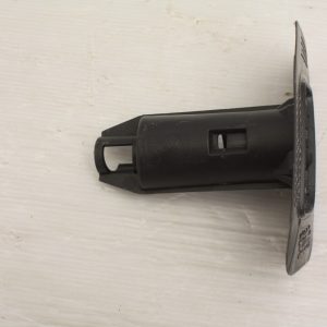Volvo XC60 Front Bumper Right Washer Bracket 2022 ON 32234939 Genuine - Image 4