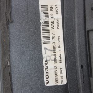 Volvo XC60 Front Right Side Wheel Arch 2017 TO 2022 31650216 Genuine - Image 9