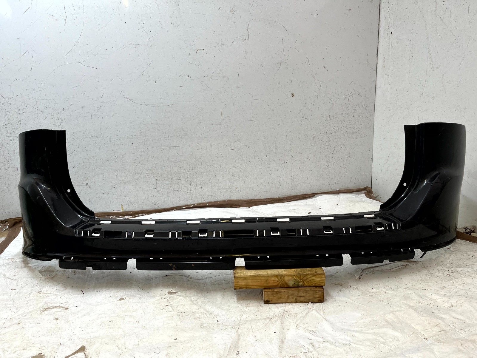 Volvo XC60 R -Design Rear Bumper 2009 TO 2013 30763426 Genuine