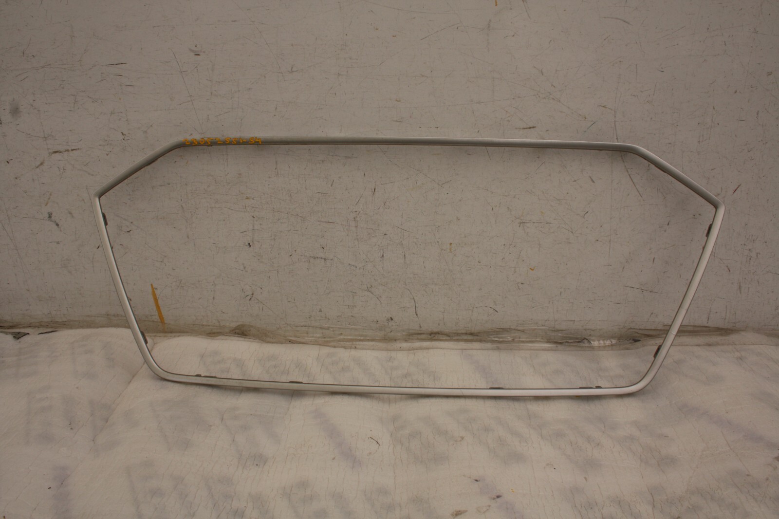 Audi A1 Front Bumper Grill Surround Chrome 2018 ON 82A807715 Genuine *DAMAGED*