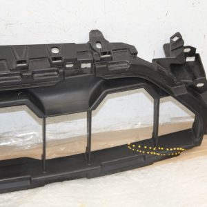 Audi A5 B9 S Line Front Bumper Upper Grill Bracket 20 TO 24 8W6807233D *DAMAGED* - Image 3