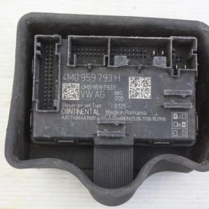 Audi A5 Front Left Side Door Control Unit Module 4M0959793H Genuine - Image 5