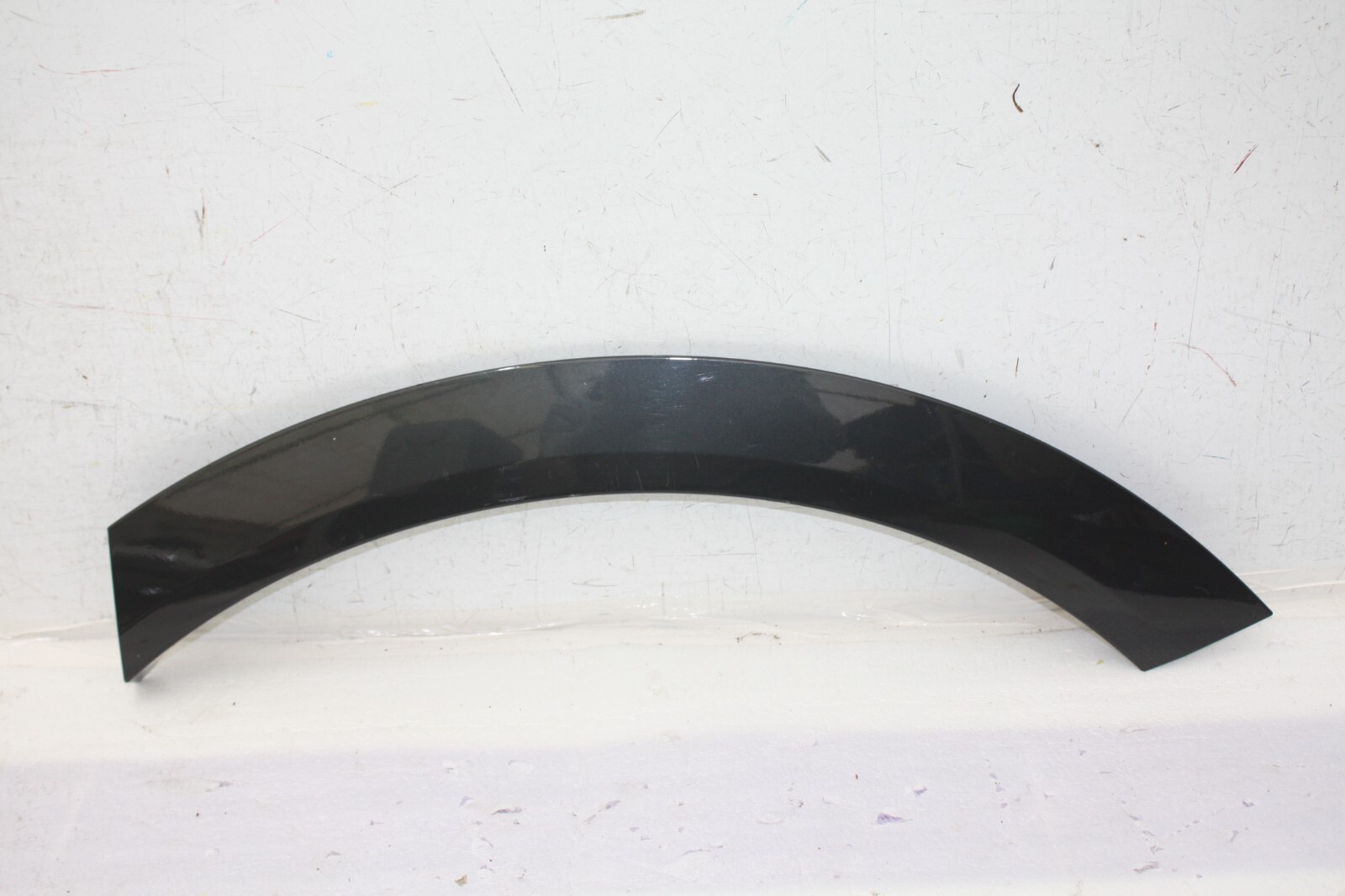 Audi E-Tron Rear Left Side Wheel Arch 2019 ON 4KE853817 Genuine