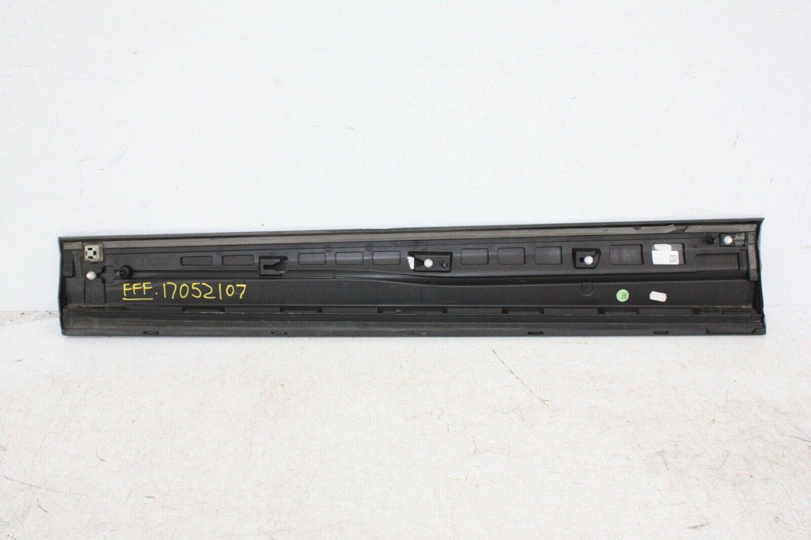 Audi-Q2-S-Line-Front-Right-Door-Moulding-2016-ON-81A853960A-Genuine-176474537085-5