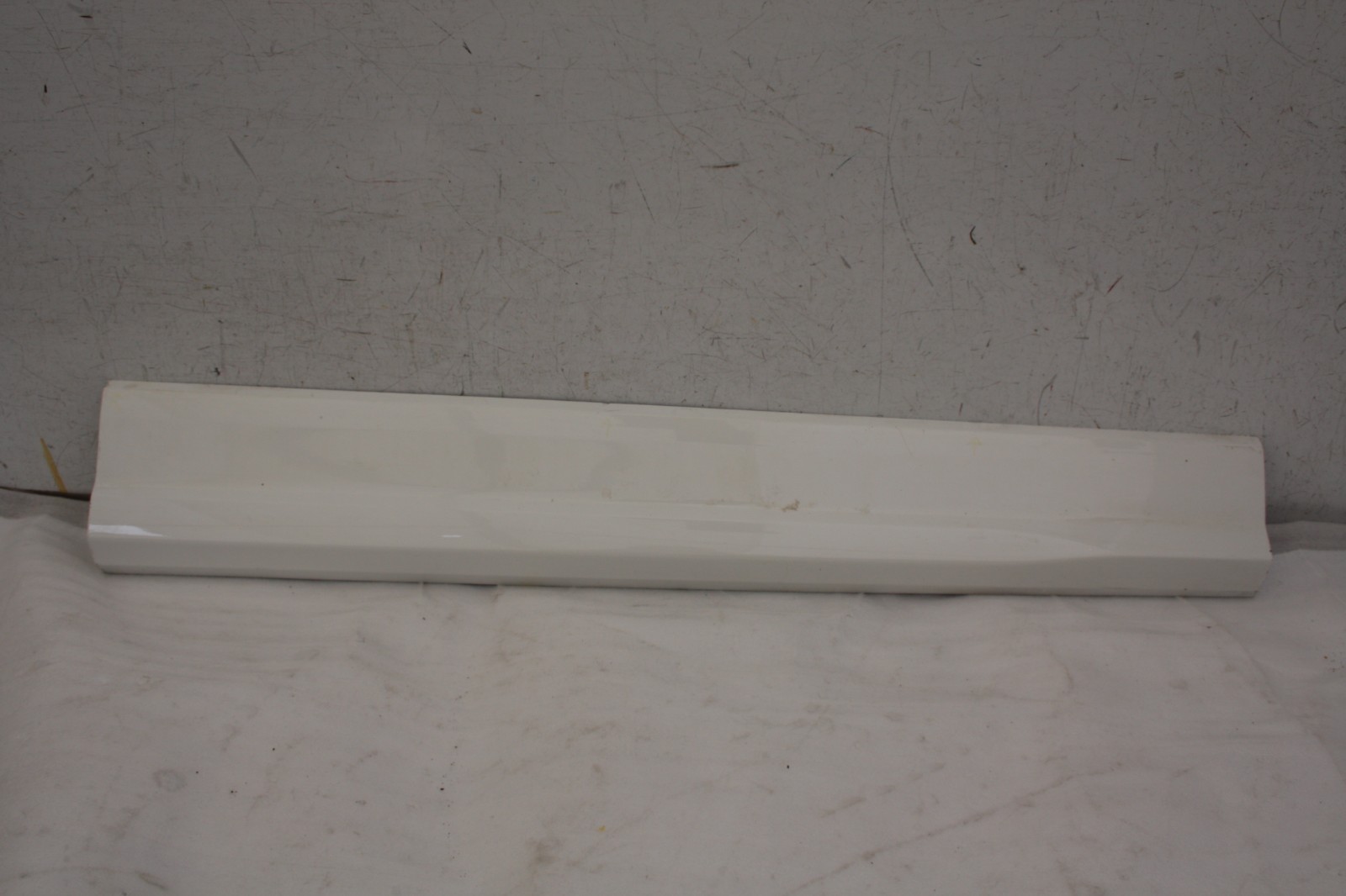 Audi Q2 S Line Front Right Door Moulding 2016 TO 2021 81A853960A Genuine