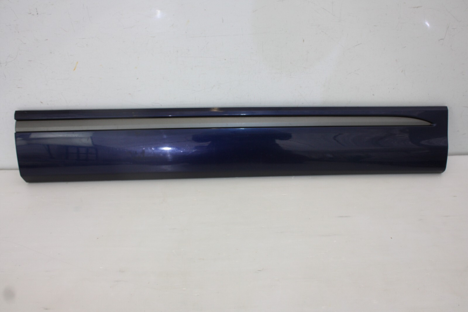 Audi Q8 Front Right Door Moulding 2018 ON 4M8853960C