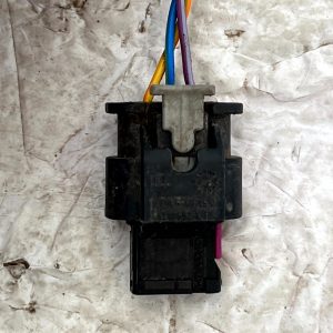 Audi Volkswagen 3 Pin PDC Sensor Wiring Loom Plug Connector 1-1718644-1 Genuine 12 Audi Volkswagen 3 Pin PDC Sensor Wiring Loom Plug Connector 1-1718644-1 Genuine - Image 4