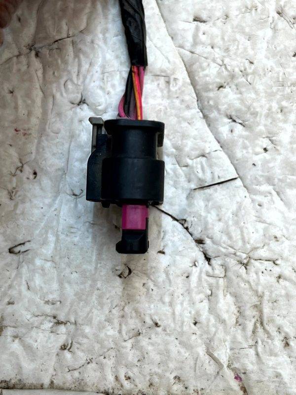 Audi Volkswagen Wiring Loom Harness Plug Connector 1-1719393-1 Genuine 4 Audi Volkswagen Wiring Loom Harness Plug Connector 1 1719393 1 Genuine 178524766735 5