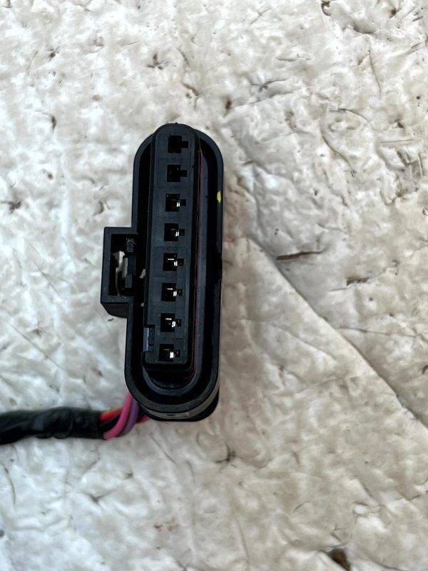 Audi Volkswagen Wiring Loom Harness Plug Connector 1-1719393-1 Genuine 6 Audi Volkswagen Wiring Loom Harness Plug Connector 1 1719393 1 Genuine 178524766735 7