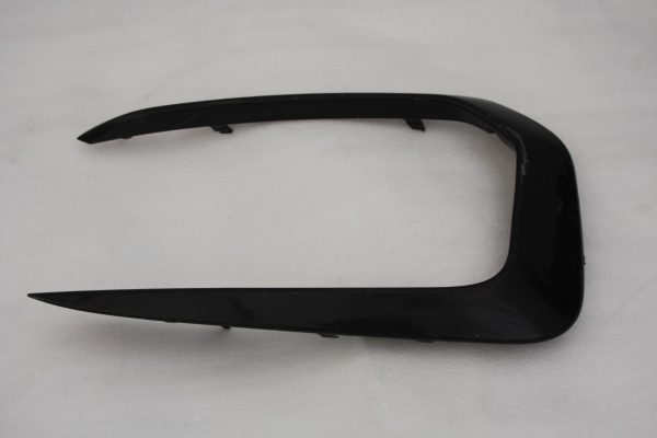 BMW-1-Series-F20-M-Sport-Front-Bumper-Right-Trim-51118070324-Genuine-177280653245