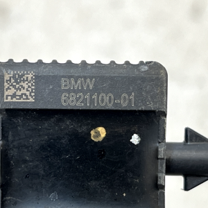 BMW 1 Series Pedestrian Crash Impact Sensor 6821100-01 Genuine - Image 9