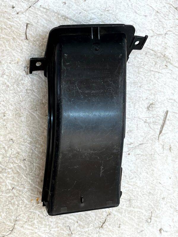 BMW 2 Series U06 Front Left Side Brake Air Intake Duct 2022 ON 9498465 Genuine 4 BMW 2 Series U06 Front Left Side Brake Air Intake Duct 2022 ON 9498465 Genuine 178409844885 5