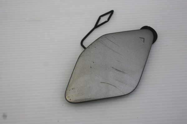 BMW-3-Series-F30-F31-LCI-Front-Bumper-Tow-Cover-2015-TO-2019-NEED-RESPRAY-175617361315