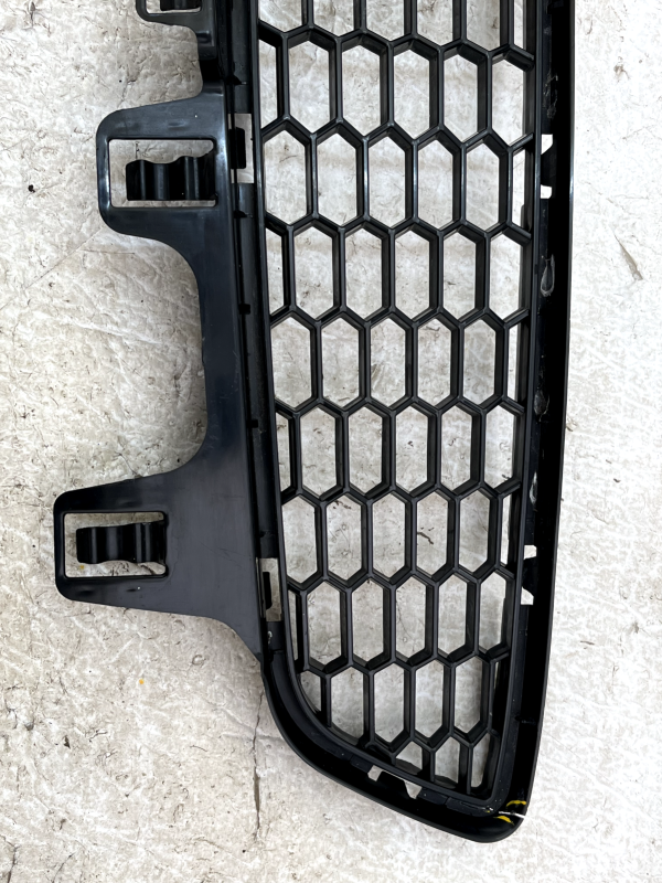 BMW M4 F82 Front Bumper Grille 2014 TO 2020 Genuine 3 BMW M4 F82 Front Bumper Grille 2014 TO 2020 Genuine 178507815505 4