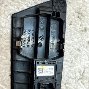 BMW X3 G01 Rear Door Window Control Switch 2017 TO 2021 9327031-01 Genuine - Image 7