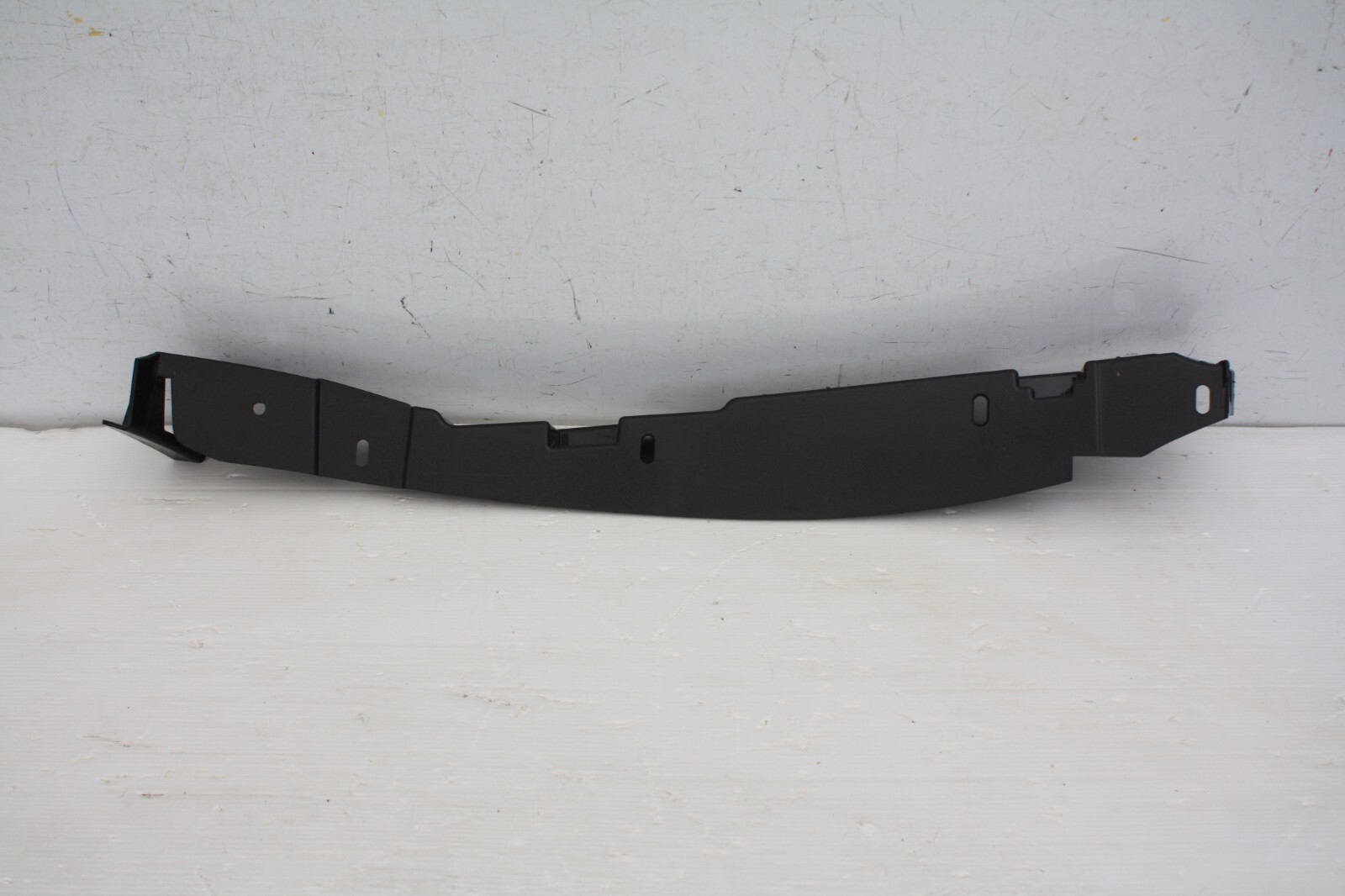 BMW i3 Rear Left wing Mount Bracket 2013 to 2018 51137296755