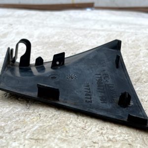 DAF XF Front Right Lower Grill Towing Eye Cap Cover 2012 TO 2021 1798477 Genuine - Image 11