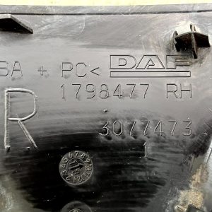 DAF XF Front Right Lower Grill Towing Eye Cap Cover 2012 TO 2021 1798477 Genuine - Image 14